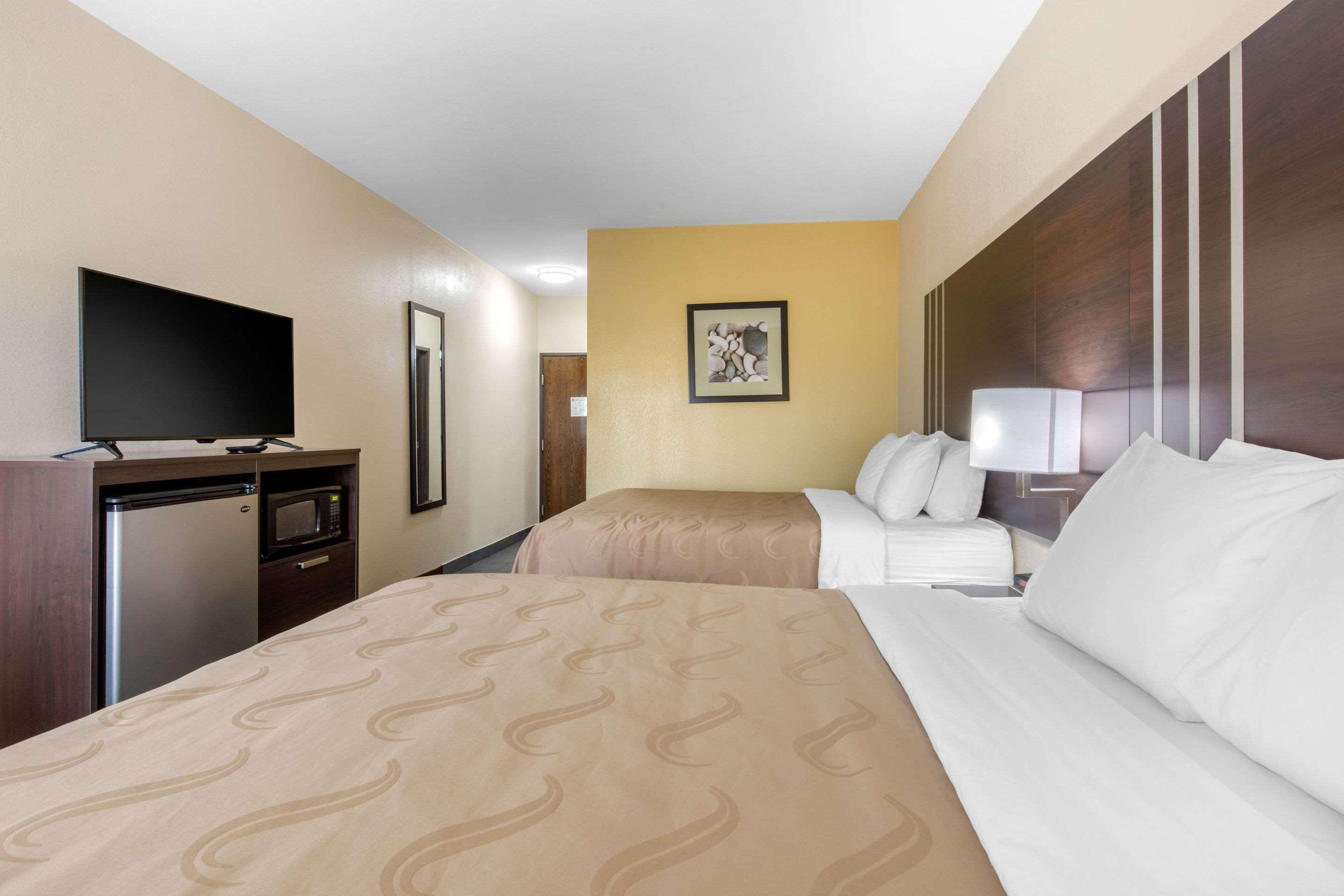Quality Inn Cadiz Exterior foto