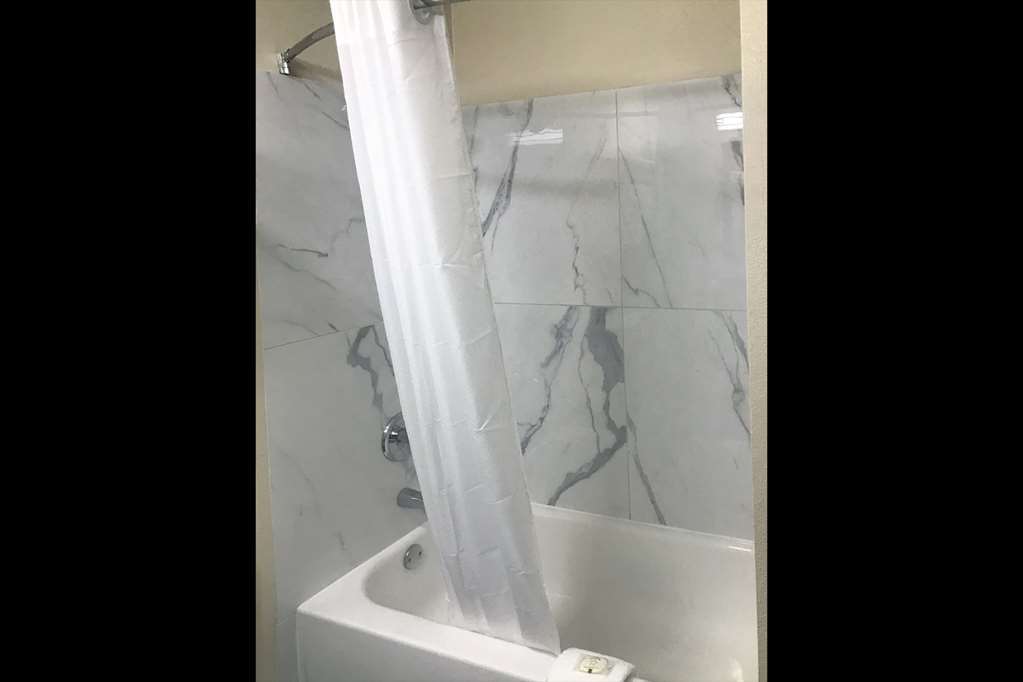 Quality Inn Cadiz Zimmer foto